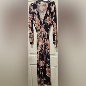 Janette Plus Floral Maxi Dress - stretchy with long sleeves